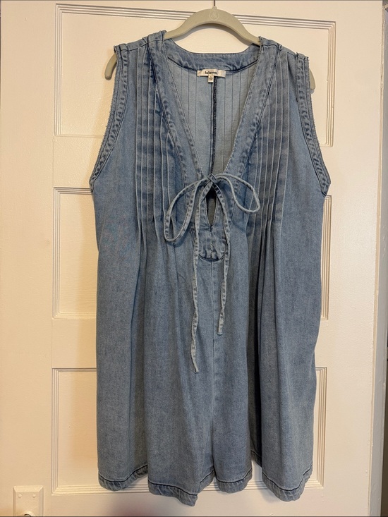 Lalavon Pants - LaLavon like new Light Wash Denim Sleeveless romper with Front Tie